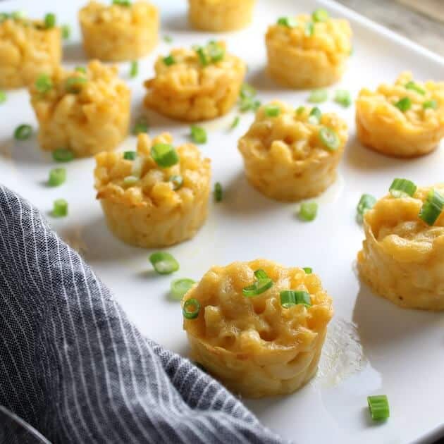 Mac N Cheese Appetizer with green onions