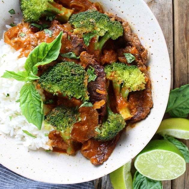 Thai Beef with Broccoli on a bed of white rice