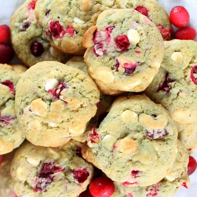 A close up photo of the cookies.