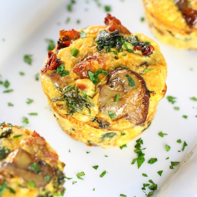 Quick and Easy Breakfast Kale and Egg Muffin Cups