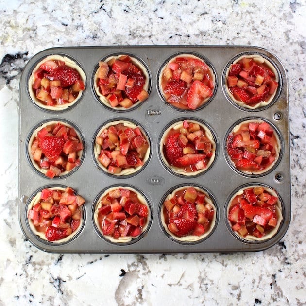 How to make Mini Strawberry Rhubarb Pies in Muffin Tins 