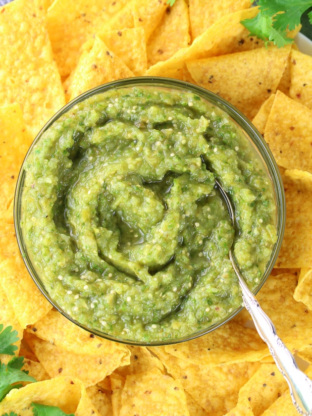 Plate of chips and salsa verde 