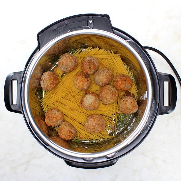 How to cook instant pot spaghetti and meatballs