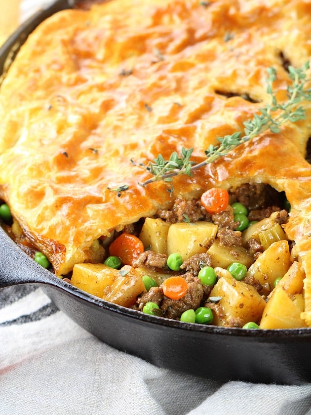 How to make beef pie recipe and image in skillet