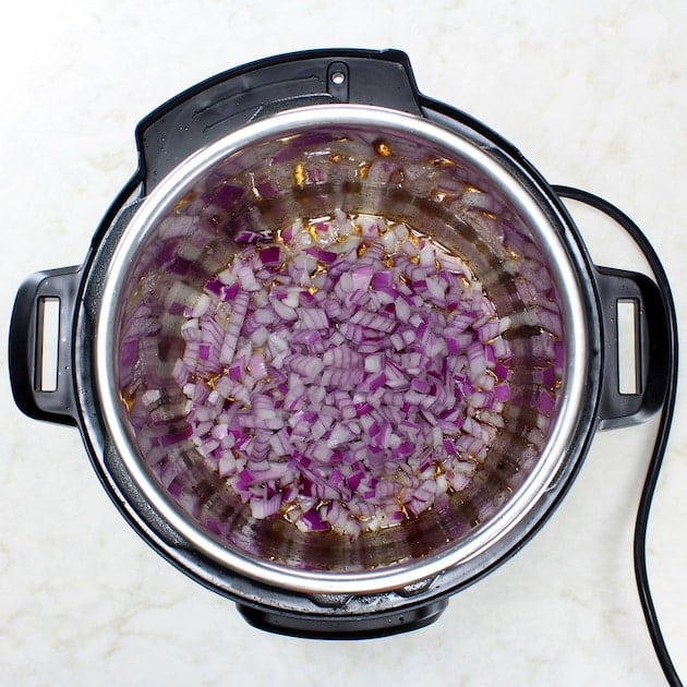 Cooking red onion in instant pot