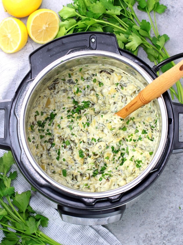 Easy Instant Pot Spinach Artichoke Dip in the Instant Pot