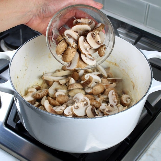 How to saute mushrooms in a Dutch oven