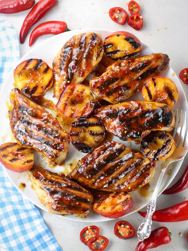 Platter of Chicken with Peach Glaze and Grilled Peaches