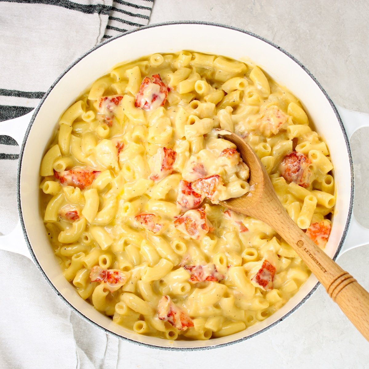 Irresistible Lobster Mac and Cheese