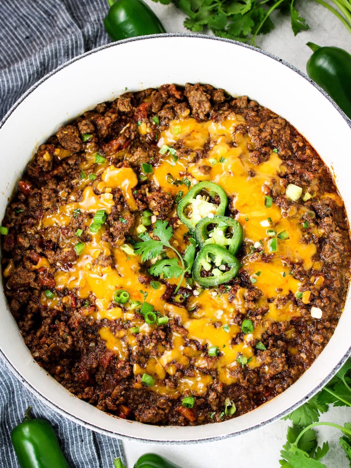Best Texas Style Chili Recipe (No Beans) - Taste And See