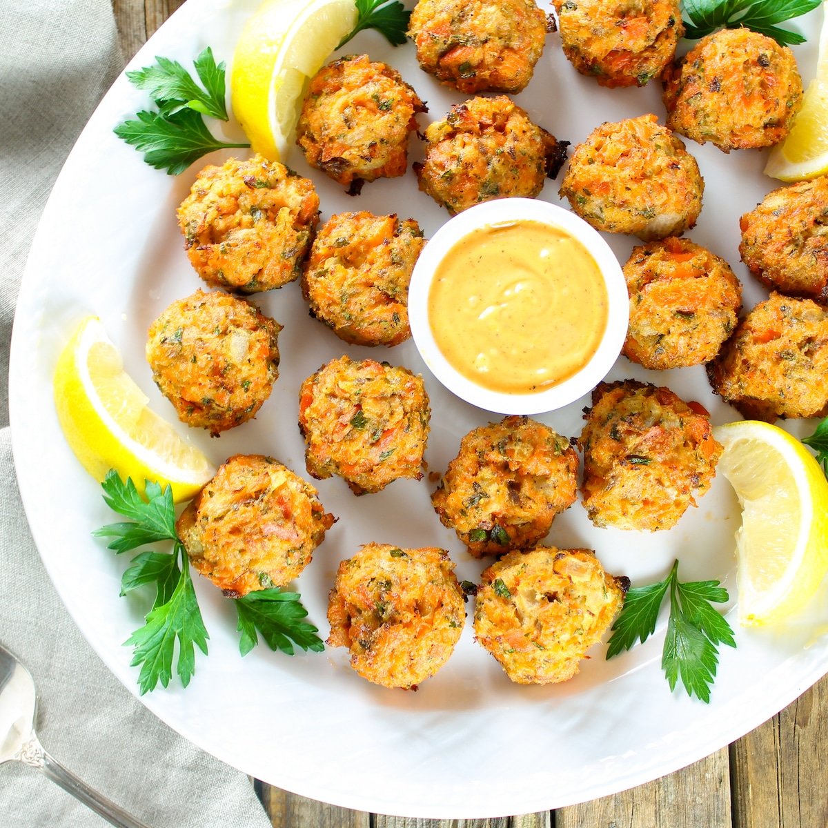 Mini Salmon Cakes with Sriracha Lemon Aioli Recipe - Taste And See